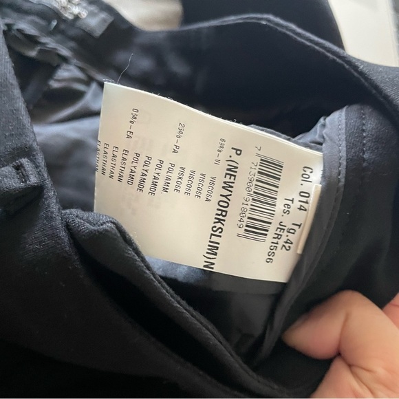 Mason’s New York Slim Stretch Trousers in Black Camo - Picture 9 of 11